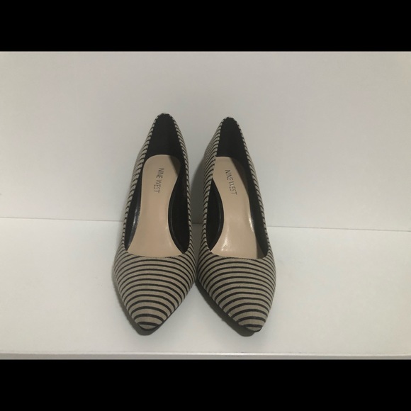 Nine West Stripped Heels - 8M - Picture 2 of 6